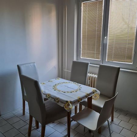 Modern Urban Loft Apartment Опава Экстерьер фото